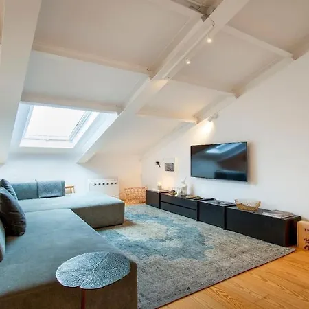 Liberdade Stylish Attic With Ac And View ליסבון