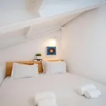 Liberdade Stylish Attic With Ac And View * Lisboa