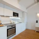 Liberdade Stylish Attic With Ac And View Διαμέρισμα *