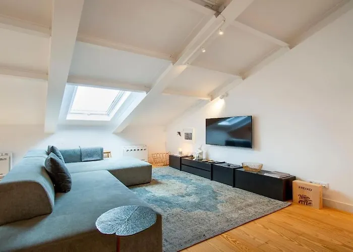 Liberdade Stylish Attic With Ac And View Lisbona