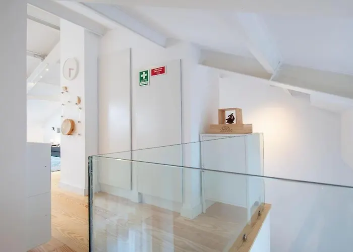 Daire Liberdade Stylish Attic With Ac And View Lisboa