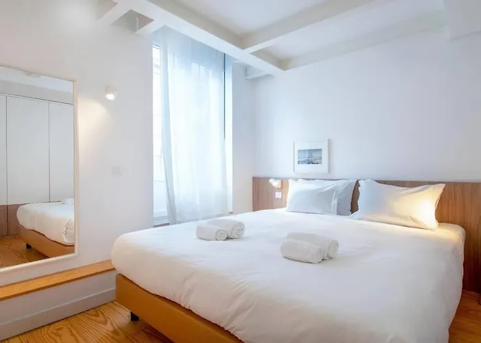 Daire Liberdade Stylish Attic With Ac And View