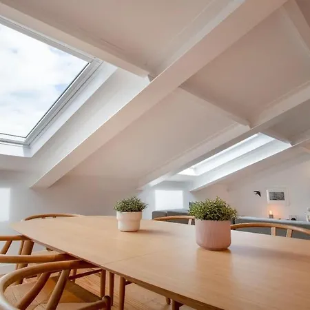 Liberdade Stylish Attic With Ac And View
